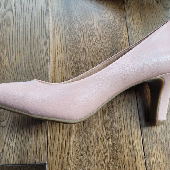 Abella Light Pink Hells Size 7 Women's - Picture 5 of 5